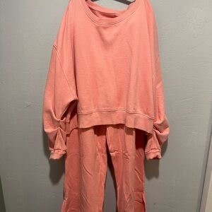 Cozy Coral Women's Lounge Set